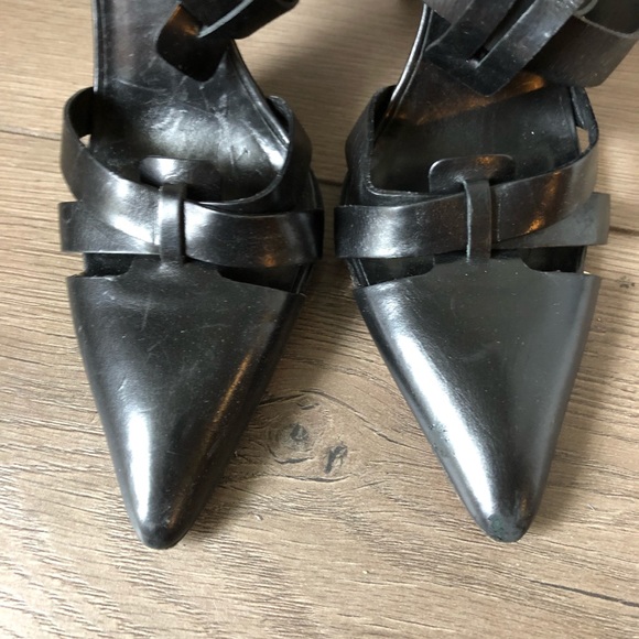 RARE!  Costume National Strappy Leather Pointed Toe 3” Heels - Picture 4 of 7
